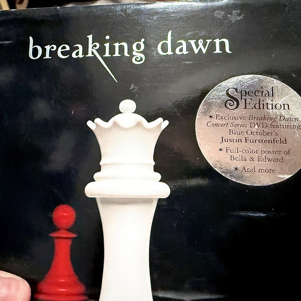 Twilight Saga Book Set by Stephenie Meyer - Picture 2 of 5